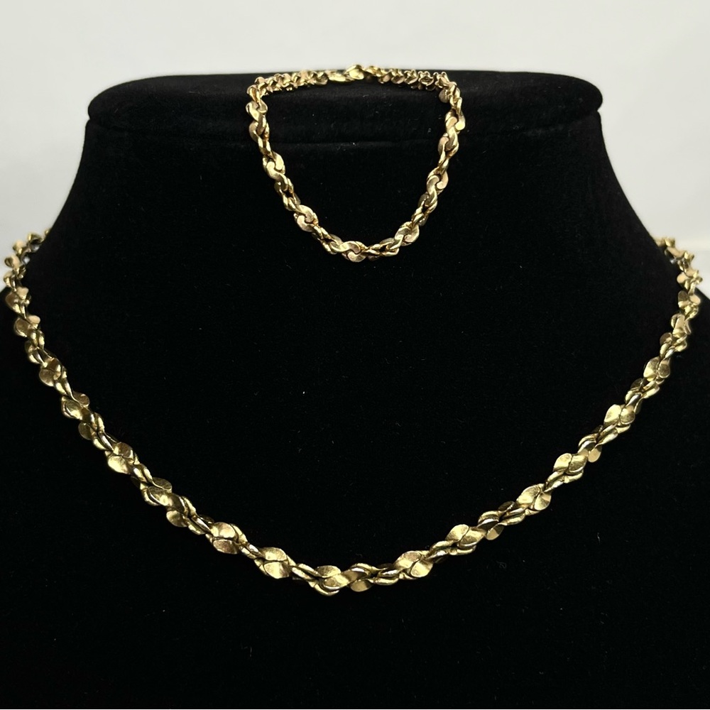 Vintage Gold Tone Unique Patterned Necklace & Bracelet Set